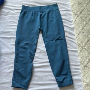 Phat Buddha Teal one size capri leggings. Worn once. SUPER comfortable.